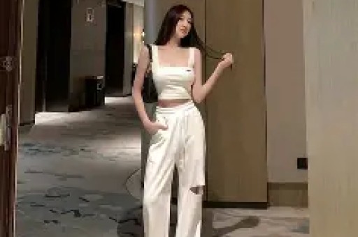明星卖羽绒服被打假！本人致歉：会先为粉丝全额退款