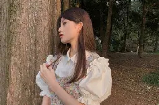 网红被曝开“绿茶速成班”教“狐狸精三段式狩猎法”发布擦边低俗内容自称课程已卖给15万人最高2880元可提供男性资源平台回应